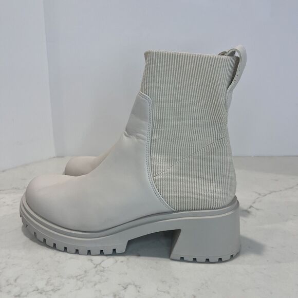 STEVE MADDEN Womens 11 Holley Chelsea Bone Lug Boot Bootie Ankle Pull On Chunky‎ - Picture 3 of 10